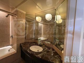 Wan Chai - Convention Plaza Apartments 05