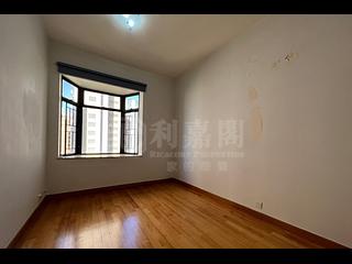 Tai Hang - Elm Tree Towers Block B 07