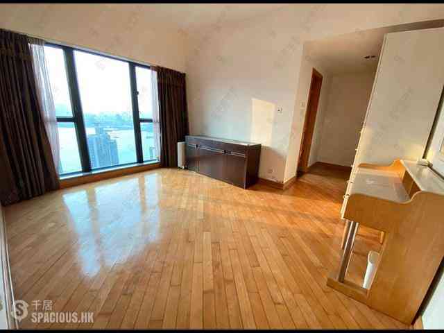 Fortress Hill - Le Sommet Block 1 09