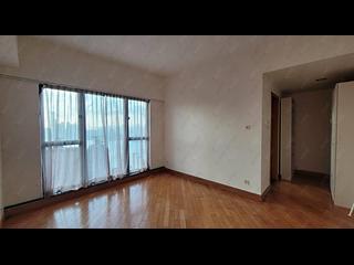 Fortress Hill - Le Sommet Block 1 18
