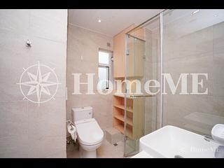 Mid Levels East - Bowen Place 10