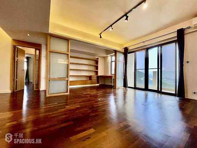 The Peak - Villa Verde Block D 03