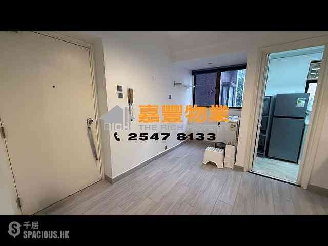 Sai Ying Pun - Tsui King Court 03