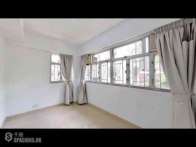Shau Kei Wan - Pak Ling Mansions 12