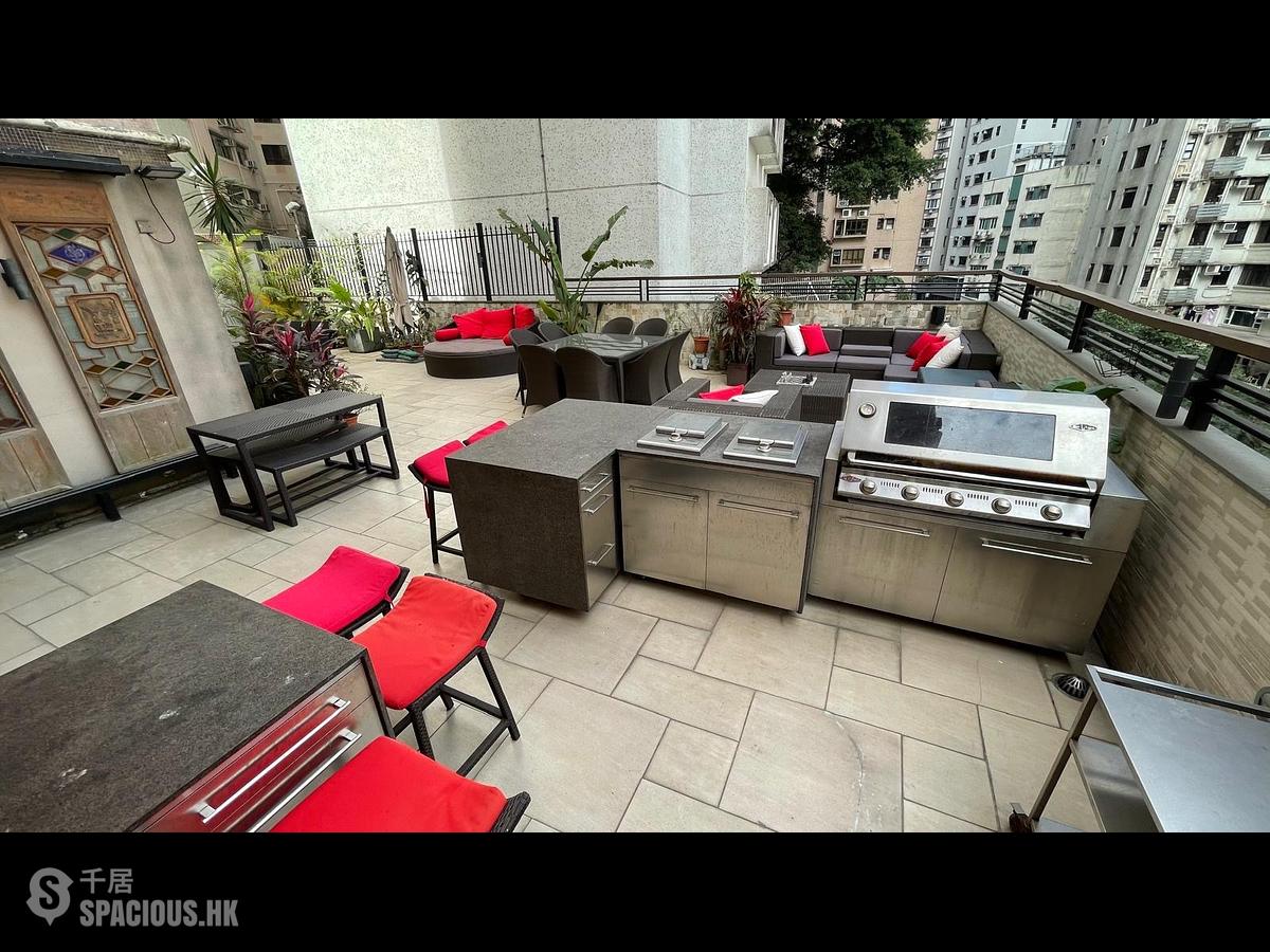 Sai Ying Pun - Golden Phoenix Court 01