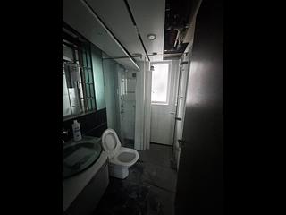 West Kowloon - The Harbourside Block 3 05