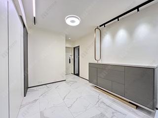 Mid Levels Central - Hillsborough Court Block 2 05