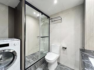 Mid Levels Central - Hillsborough Court Block 2 09