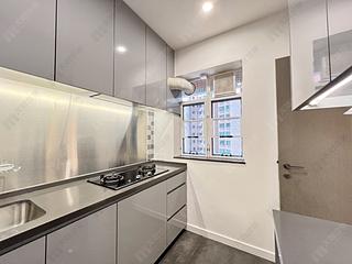Mid Levels Central - Hillsborough Court Block 2 14