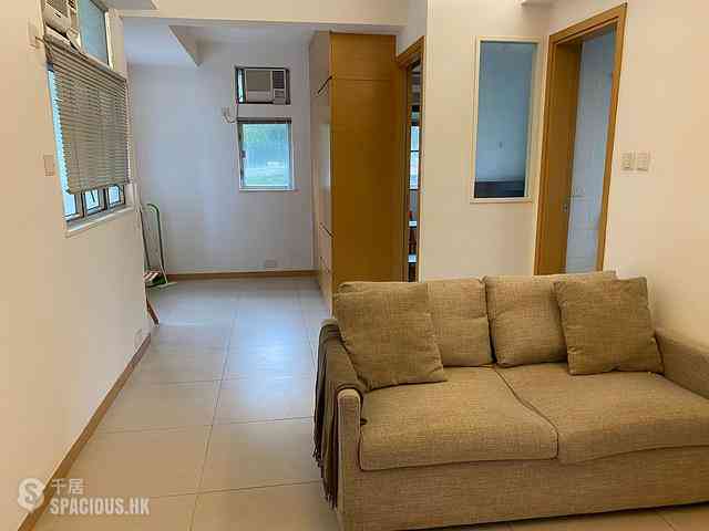 Mid Levels Central - Lily Court 01
