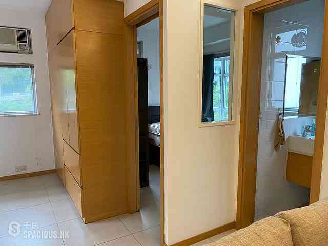 Mid Levels Central - Lily Court 02