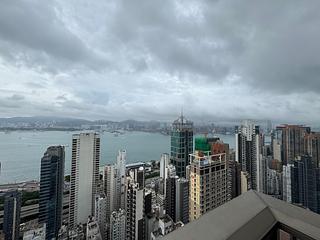 Sai Ying Pun - Island Crest 06