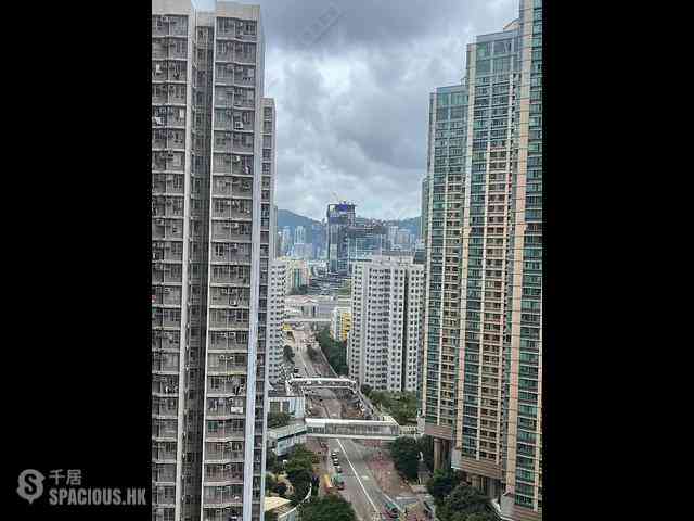 Tai Kok Tsui - The Hermitage Block 8 02