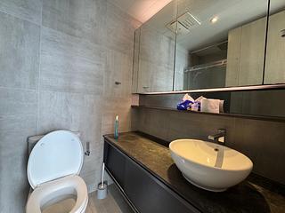 Sai Ying Pun - Island Crest 11