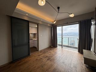 Sai Ying Pun - Island Crest 02
