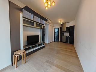 Mid Levels Central - The Icon 05