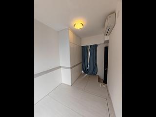 Mid Levels Central - The Icon 12