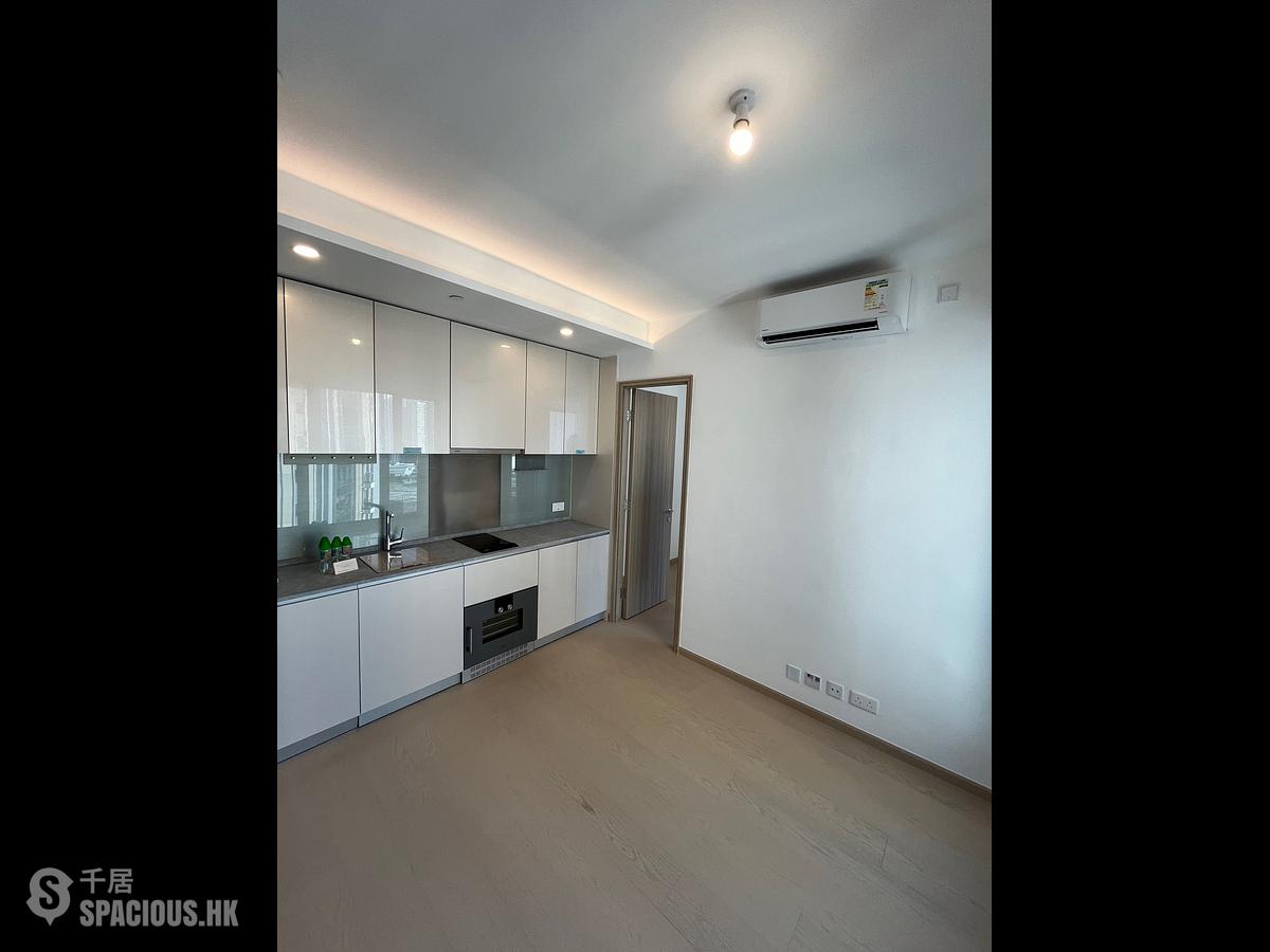 Yau Tong - The Coast Line Phase 1 The Coast Line I Tower 1 01