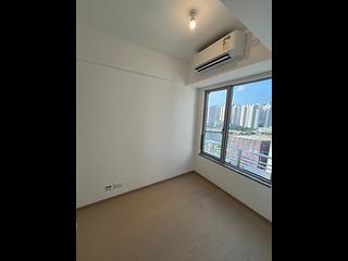 Yau Tong - The Coast Line Phase 1 The Coast Line I Tower 1 03