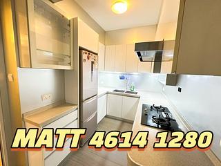 Mid Levels Central - Merry Court 04