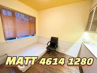 Mid Levels Central - Merry Court 05