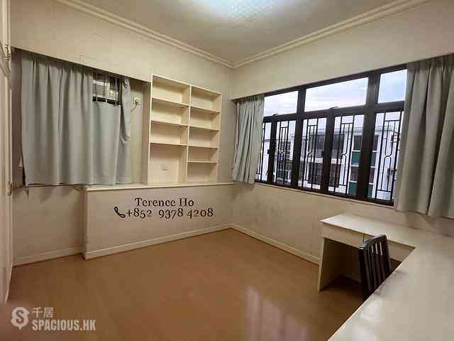 Beacon Hill - Eastbourne Court 05