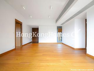 Kennedy Town - University Heights 04