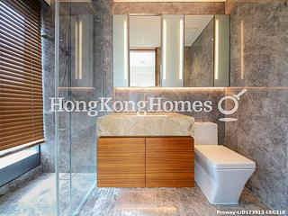 Kennedy Town - University Heights 09