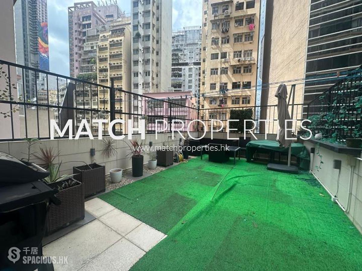 Sheung Wan - 185, Wing Lok Street 01