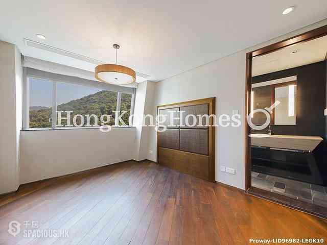 Mid Levels Central - Lily Court 06
