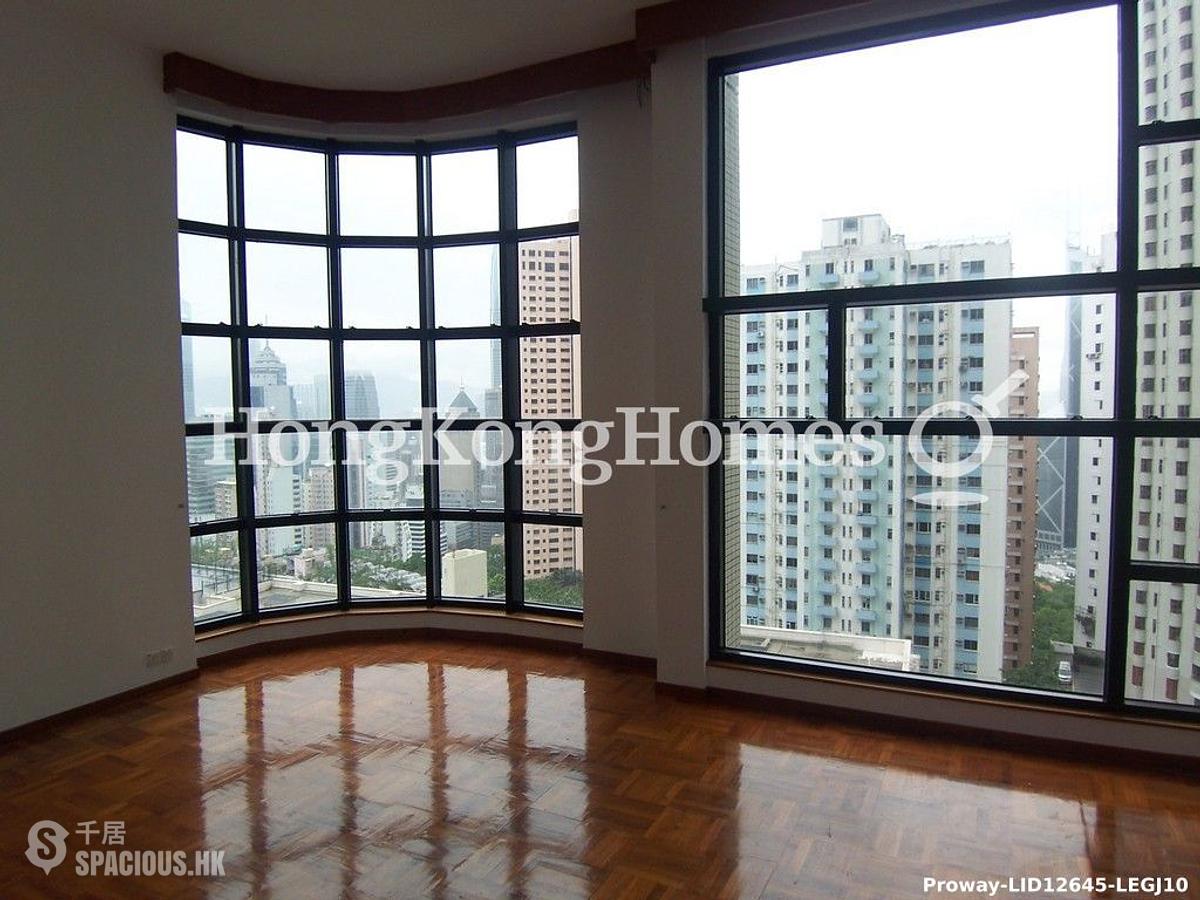 Mid Levels Central - Queen's Garden 01