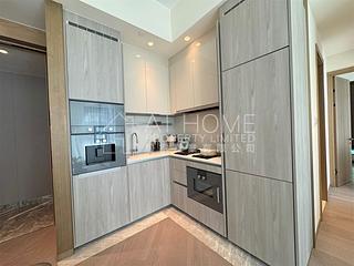 Sheung Wan - One Central Place 08