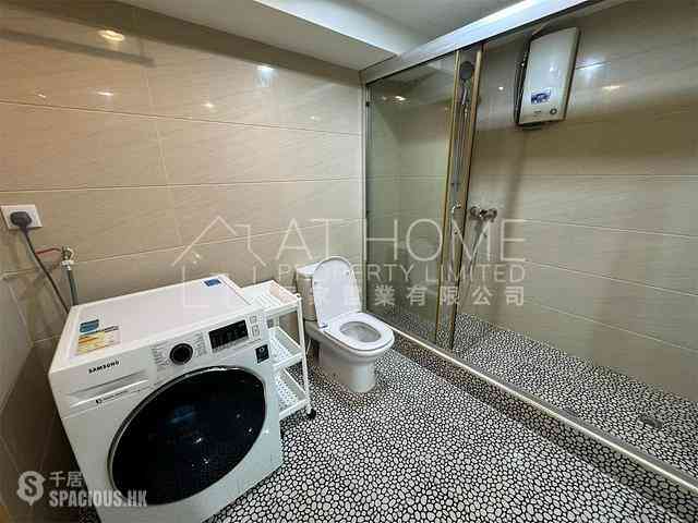 Sheung Wan - 70, Des Voeux Road West 08