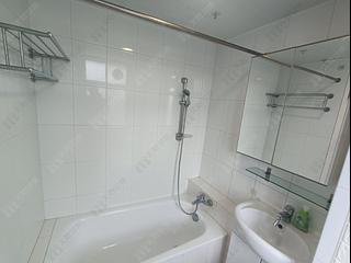 Mid Levels East - Ewan Court 06