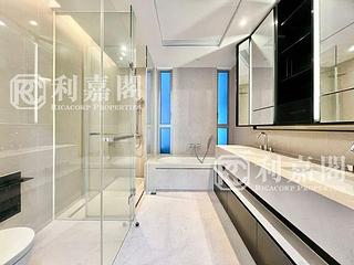 Clear Water Bay - Mount Pavilia 07