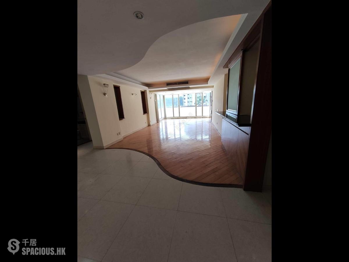 Pok Fu Lam - Baguio Villa Block 33 01