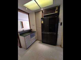 Pok Fu Lam - Baguio Villa Block 33 03