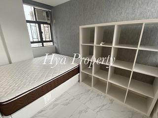 Sai Ying Pun - Manifold Court 05