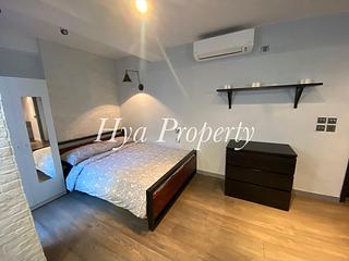 Sai Ying Pun - Fook Moon Building 06