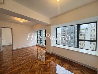 Mid Levels Central - 62B, Robinson Road 03