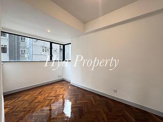 Mid Levels Central - 62B, Robinson Road 06