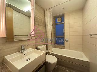 Sai Ying Pun - Island Crest 05
