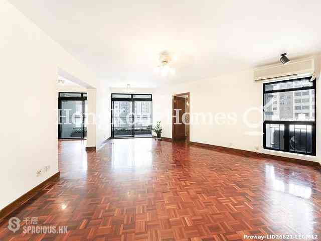 Soho - Albron Court 01