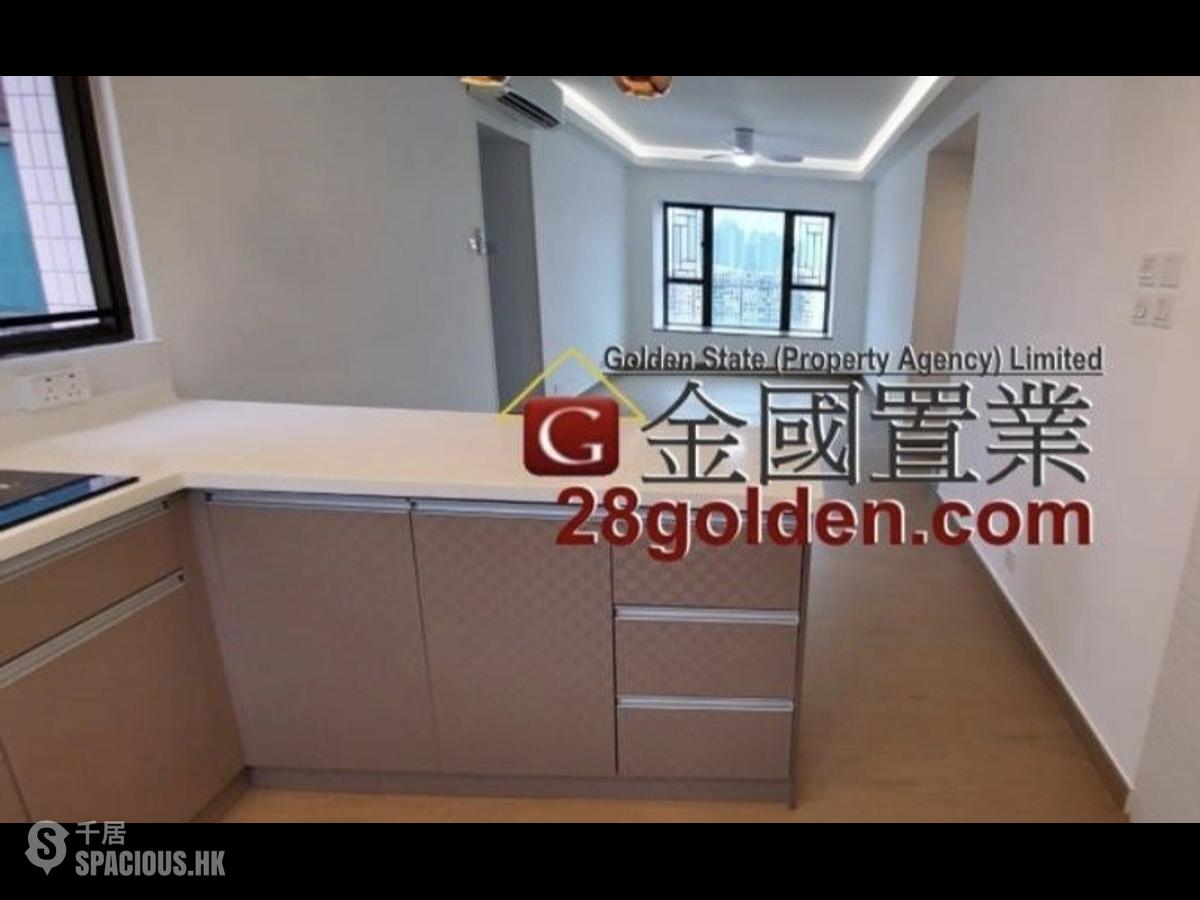 Mong Kok - Nelson Court 01