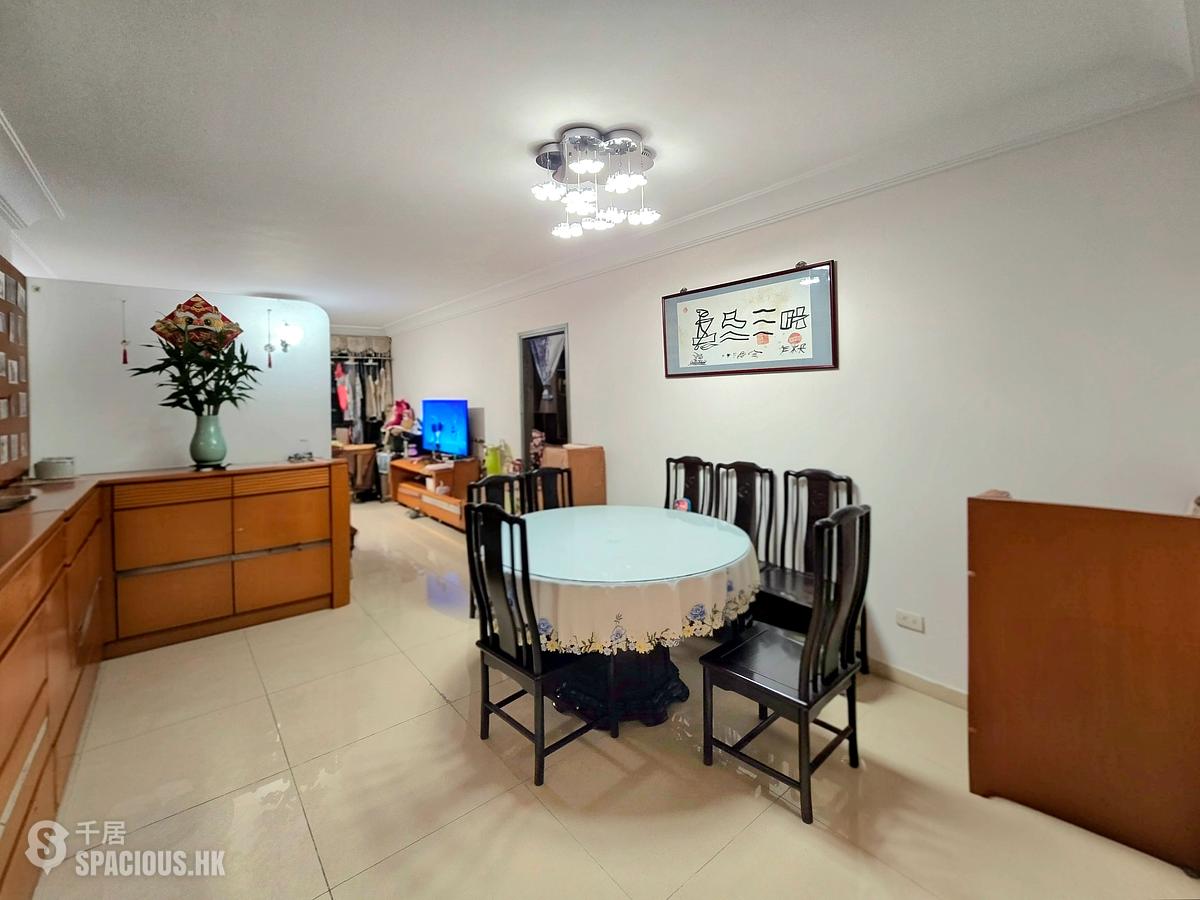 Tung Chung - Caribbean Coast Phase 1 Monterey Cove Tower 1 01