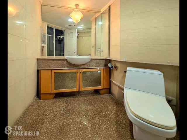 Tung Chung - Caribbean Coast Phase 1 Monterey Cove Tower 1 11