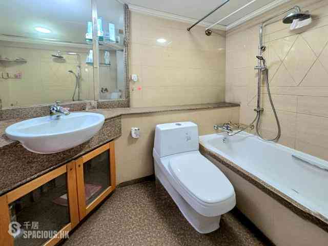 Tung Chung - Caribbean Coast Phase 1 Monterey Cove Tower 1 12