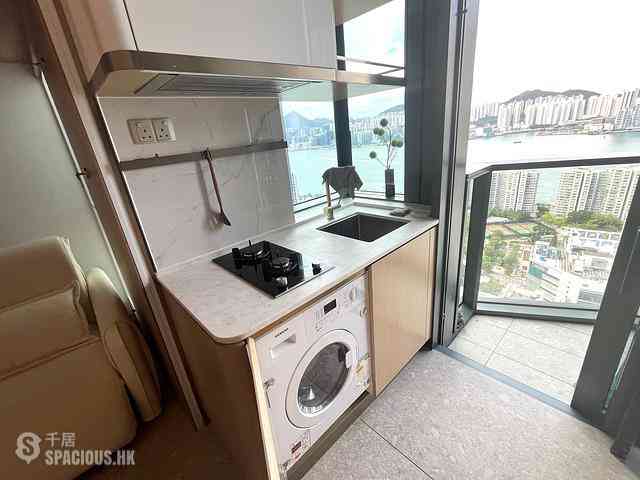 Quarry Bay - The Holborn Block B 09
