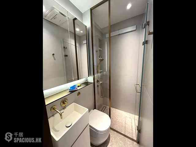 Quarry Bay - The Holborn Block B 11