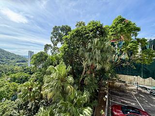 Pok Fu Lam - La Clare Mansion 02